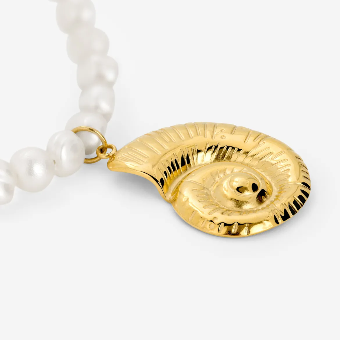 Ammonite Pearl Necklace Gold