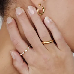 Blooming Studs Gold