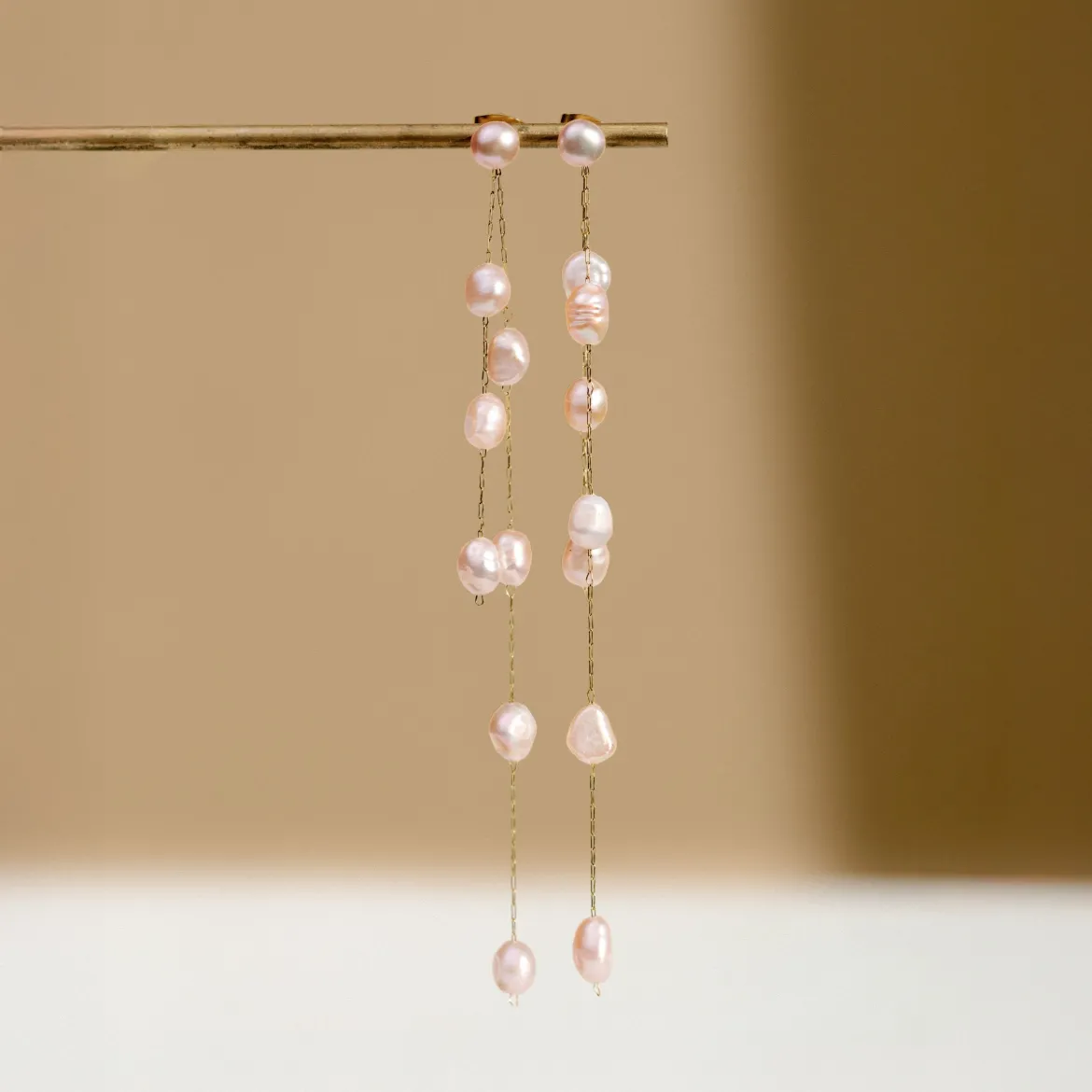 Blush Pearl Fall Earrings Gold