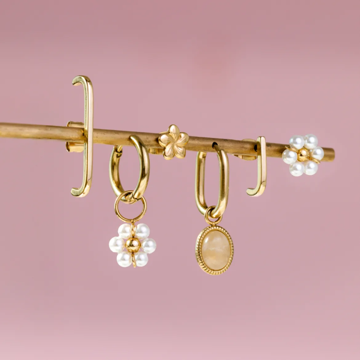 Blush Quartz Oval Hoop Set Baby Gold