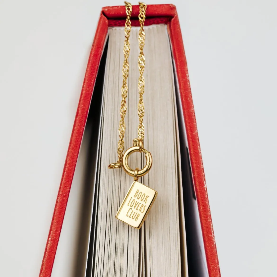 Book Lovers Club Singapore Chain Necklace Set Gold