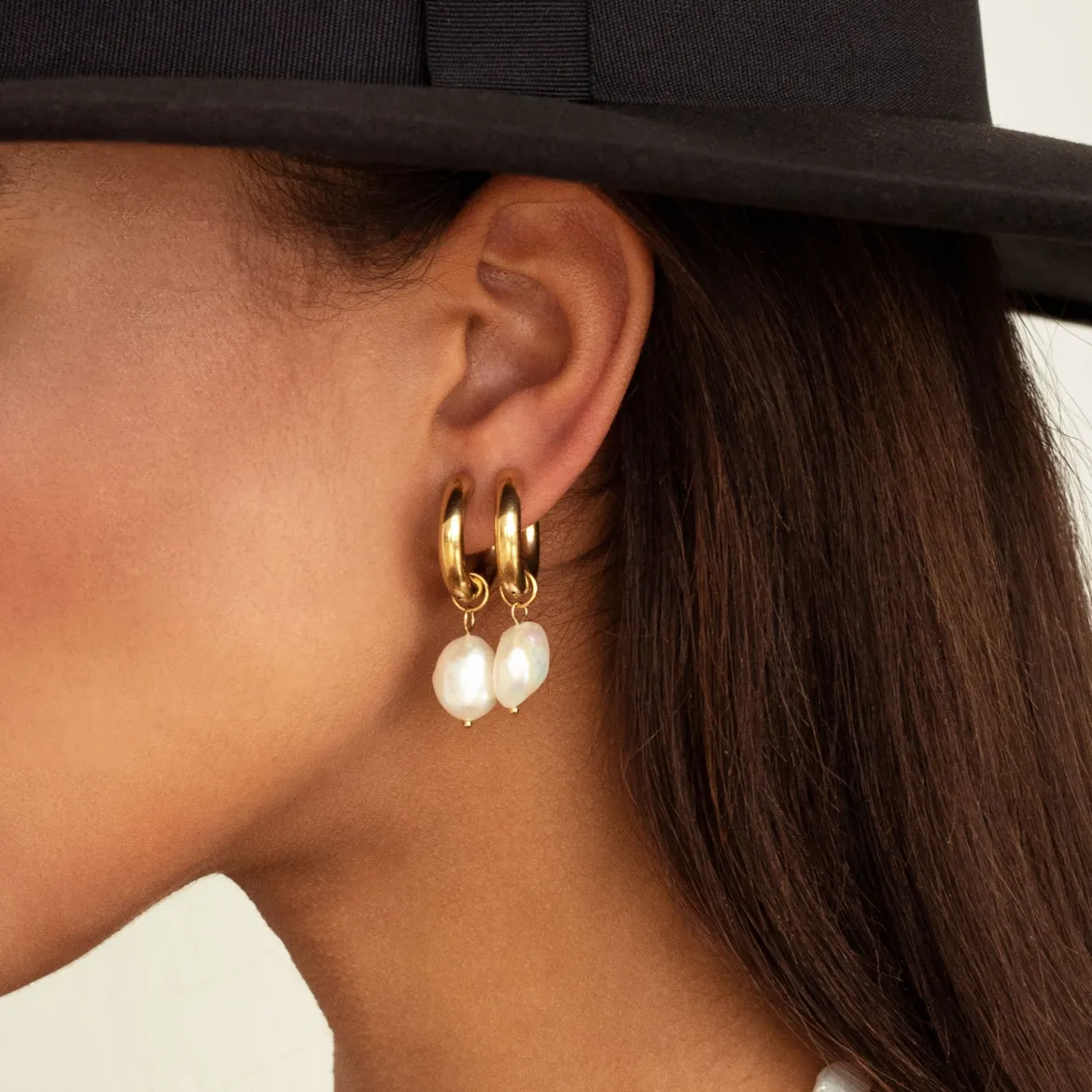 Chunky Pearl Hoop Set Gold