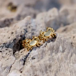 Crab Chaser Studs Gold