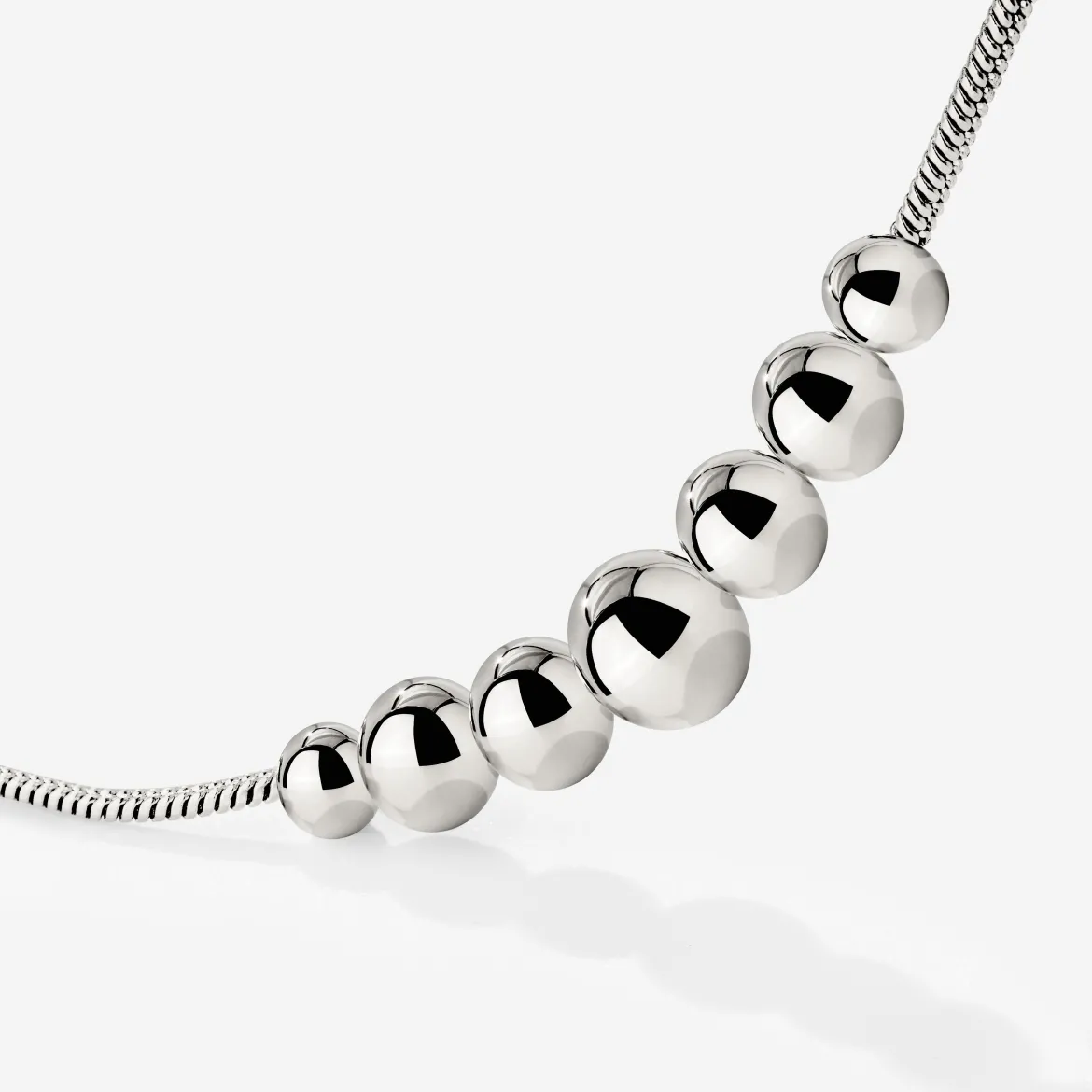 Curvy Beads Choker Silber