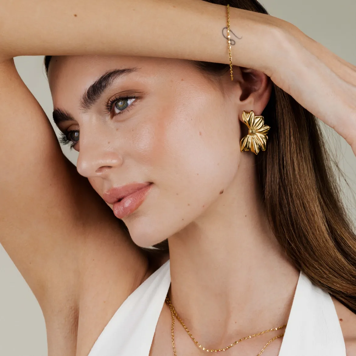 Eternal Bloom Studs Gold