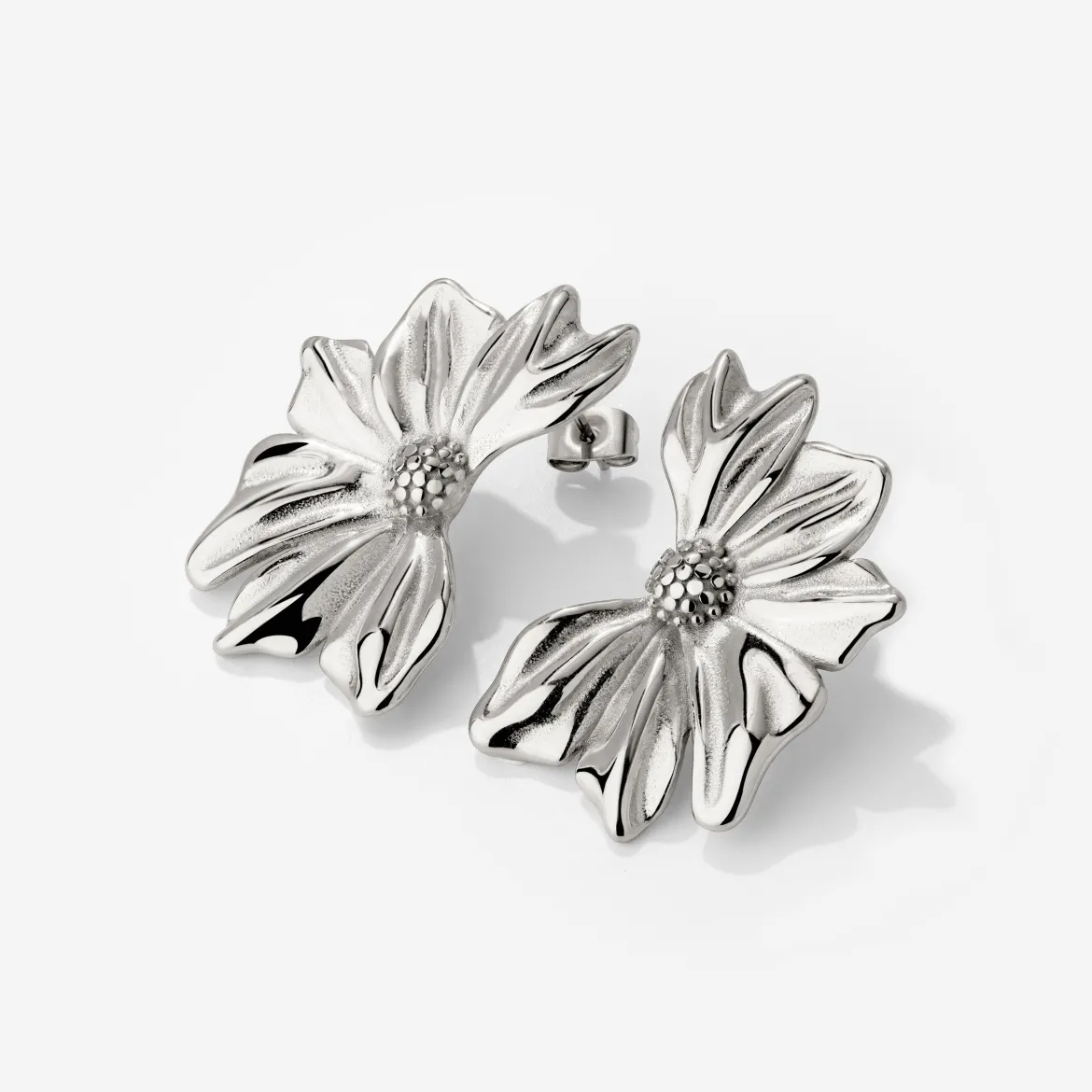 Eternal Bloom Studs Silber