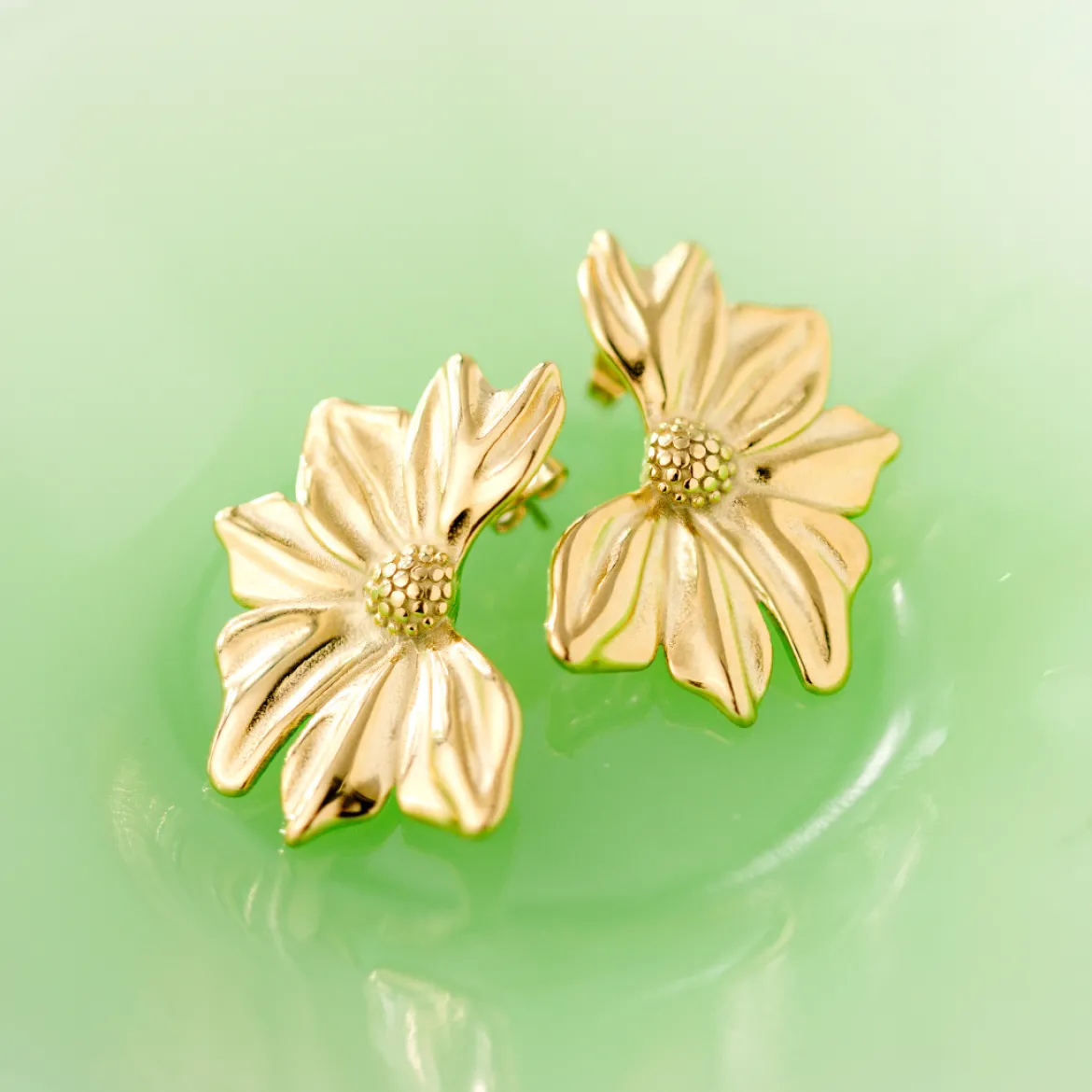 Eternal Bloom Studs Silber