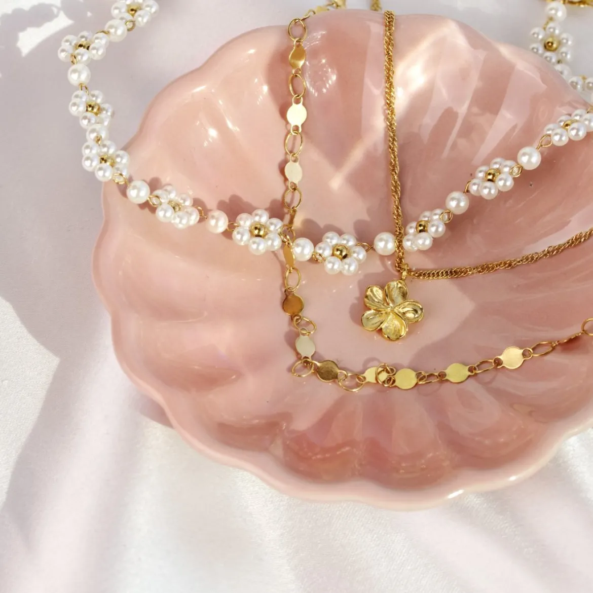 Flora Necklace Gold