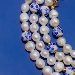 Flower Tile Pearl Necklace Gold