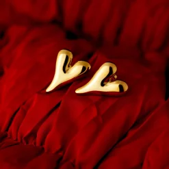 Flowy Heart Studs Large Gold