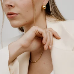 Graceful Curves Studs Gold