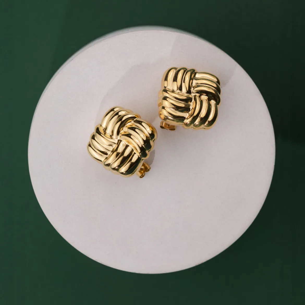 Granny Button Studs Large Silber