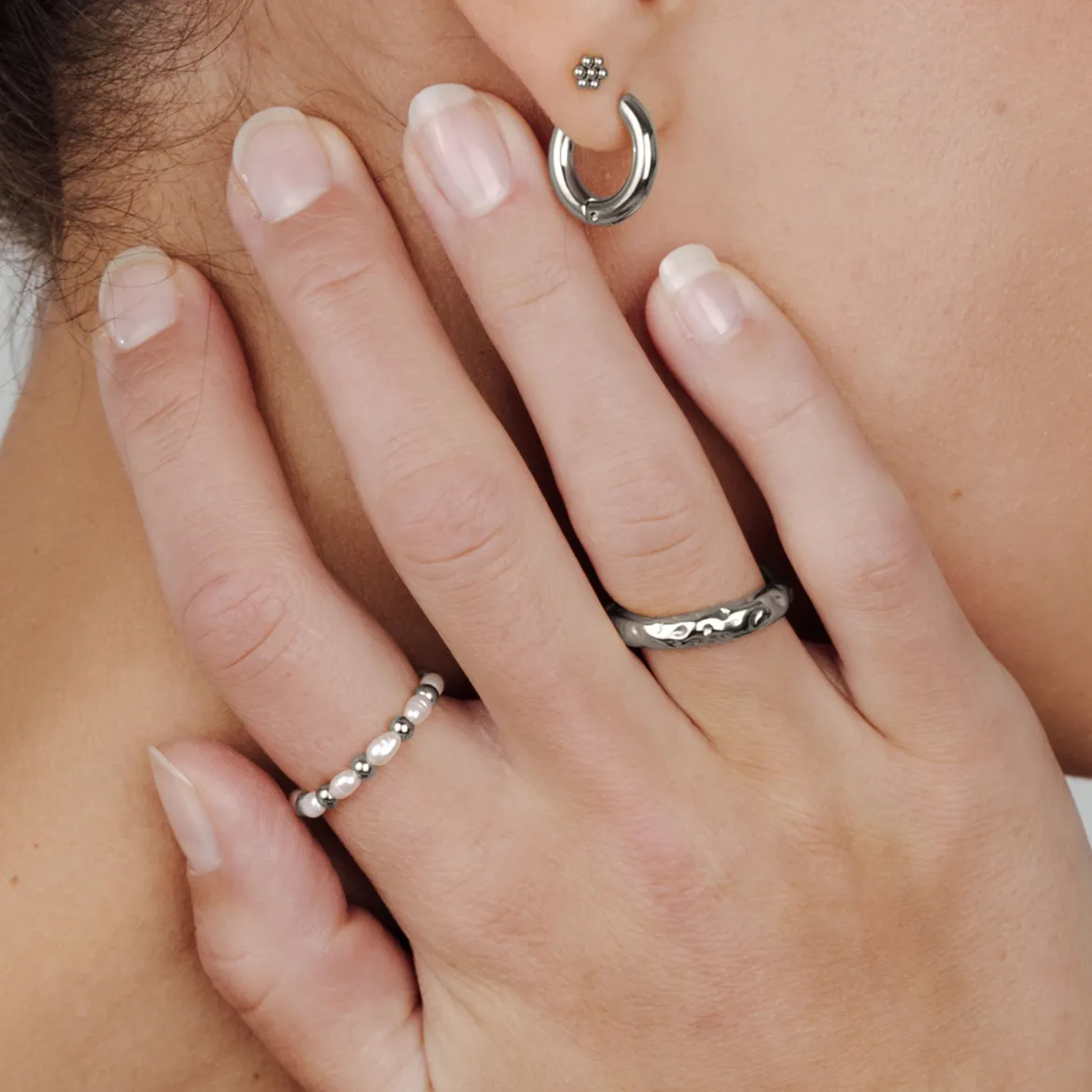 Hammered Unity Ring Silber