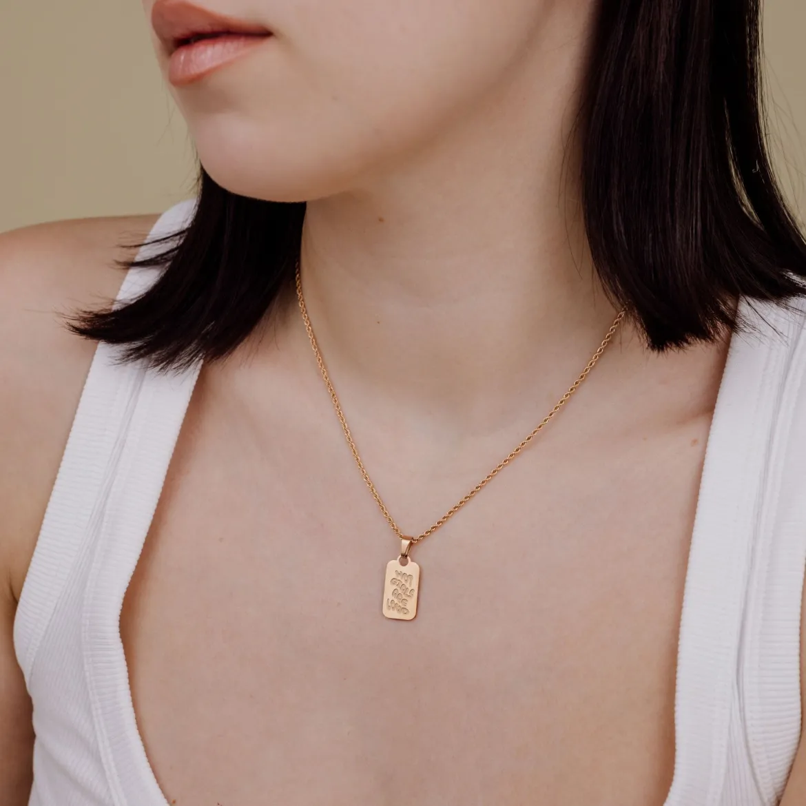 Hot girls are loud Necklace Roségold