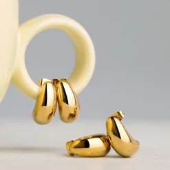 Huggie Studs Gold