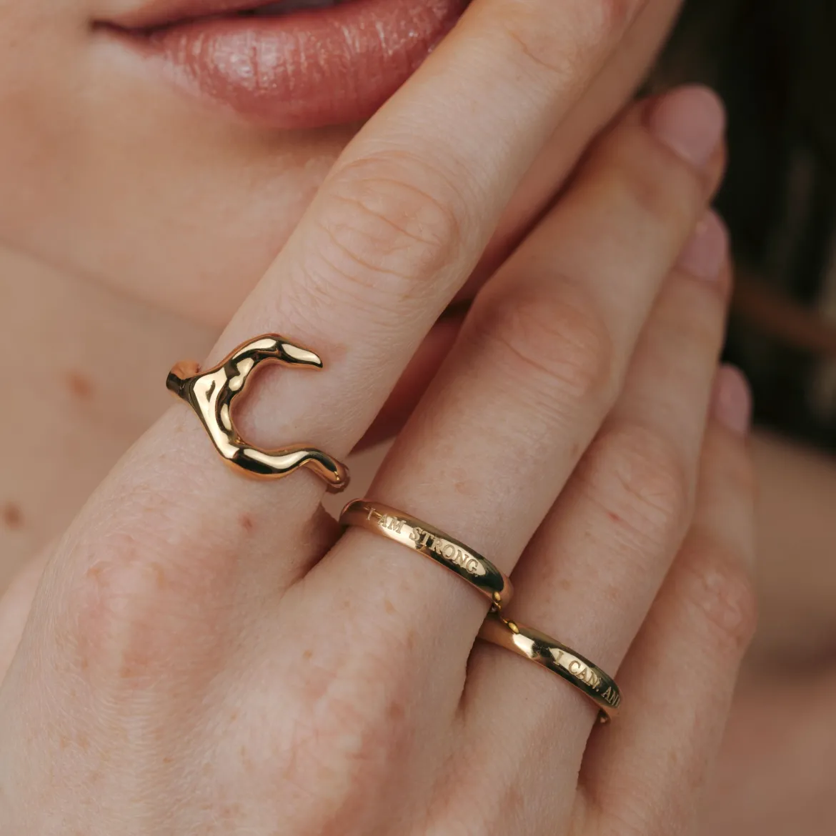 I am strong Ring Gold