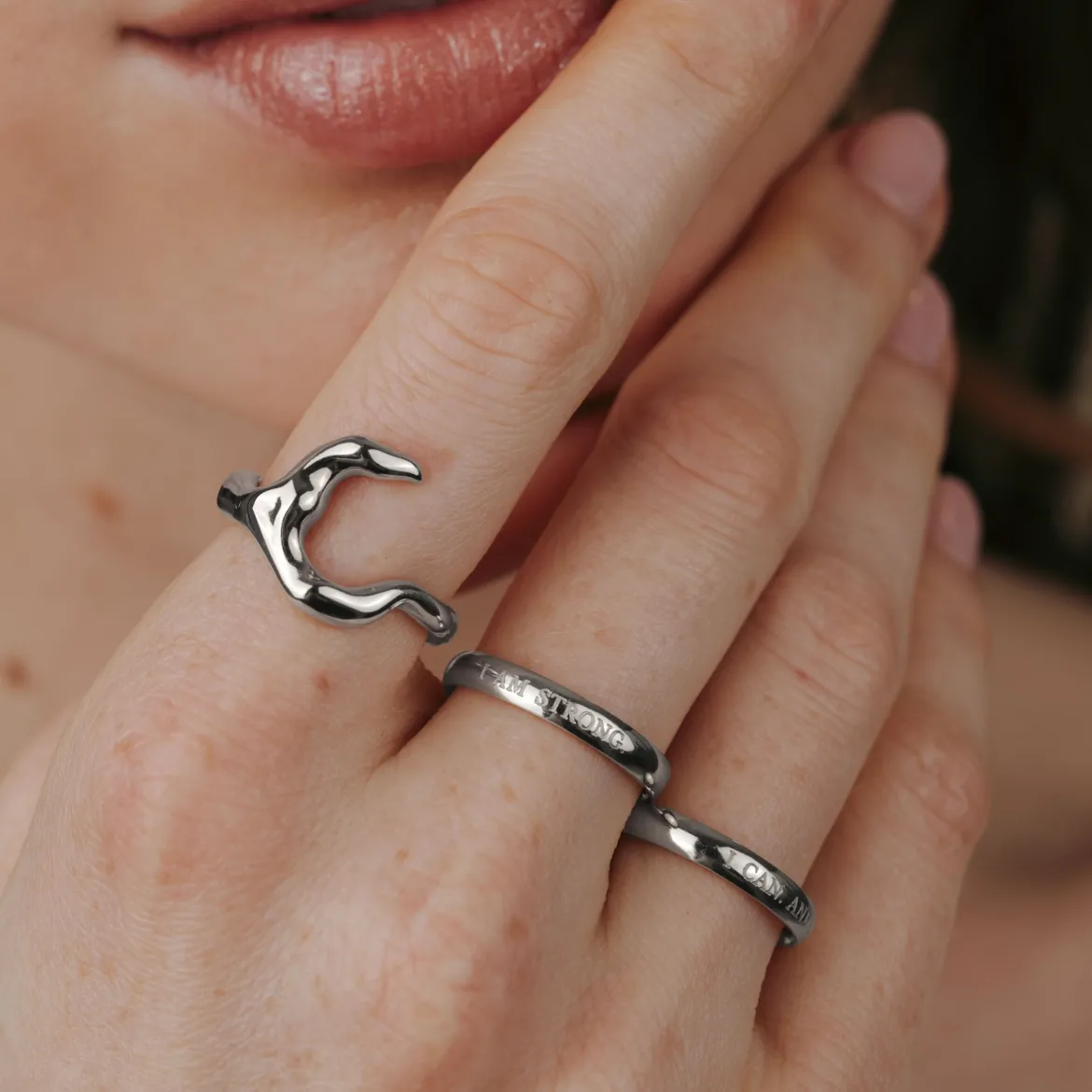 I am strong Ring Silber