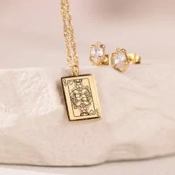 Like a Queen Necklace Gold