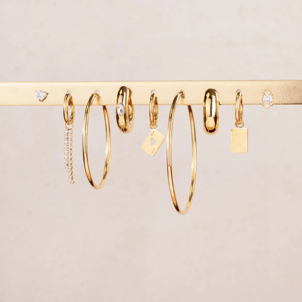 Like a Queen Oval Hoop Set Baby Silber