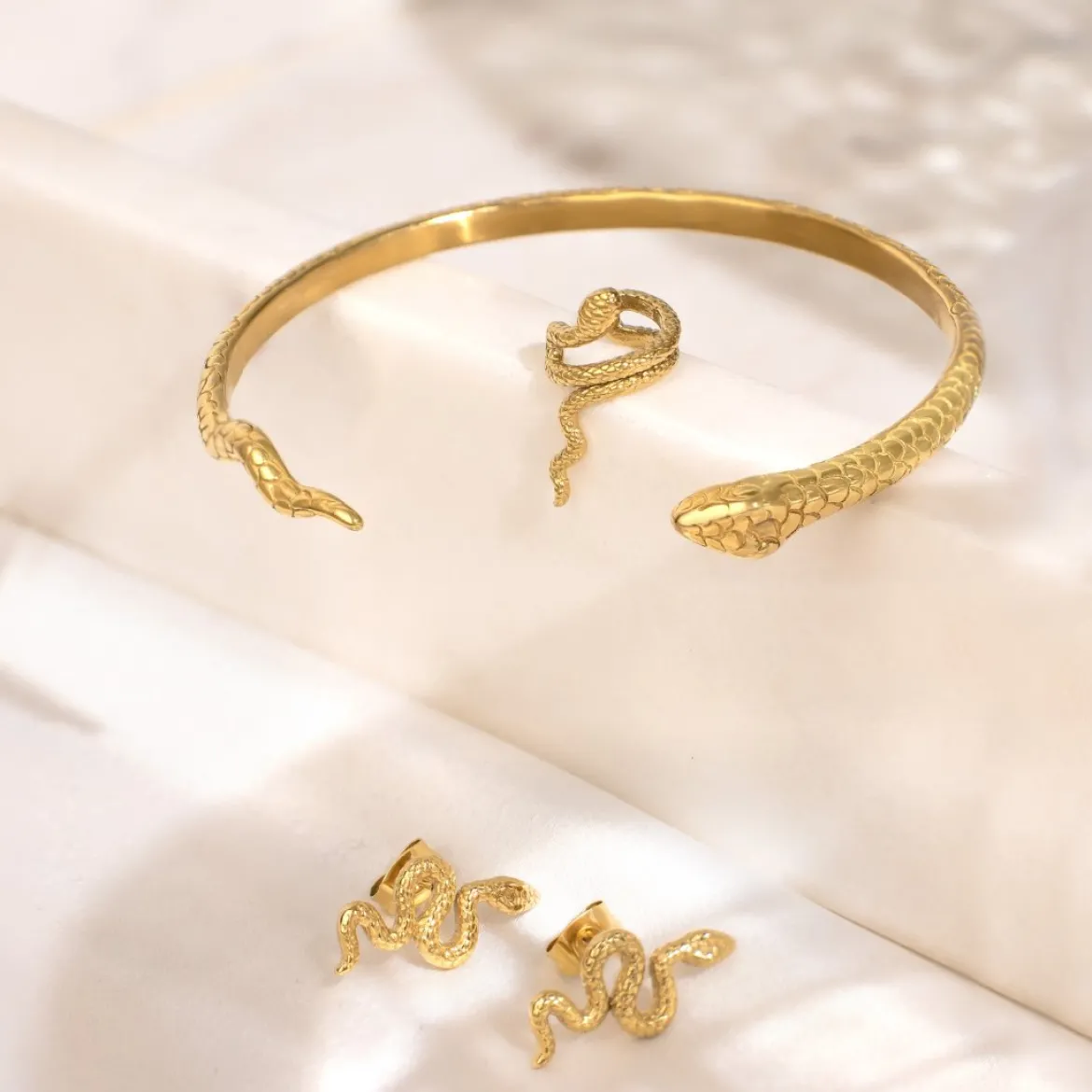 Lola Canny Cobra Ear Cuff Silber
