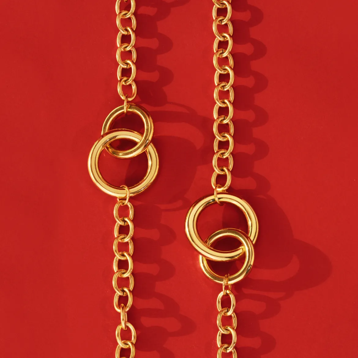 Love Me a Link Necklace Gold