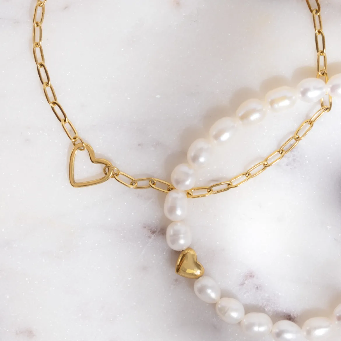 Loving Heart Bracelet Gold