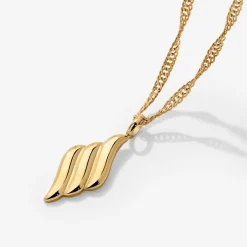 Lustrous Pendant Necklace Gold