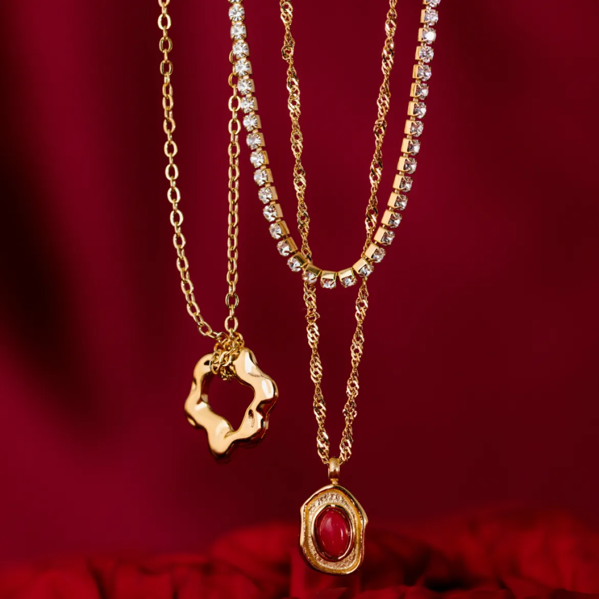Melting Donut Necklace Gold