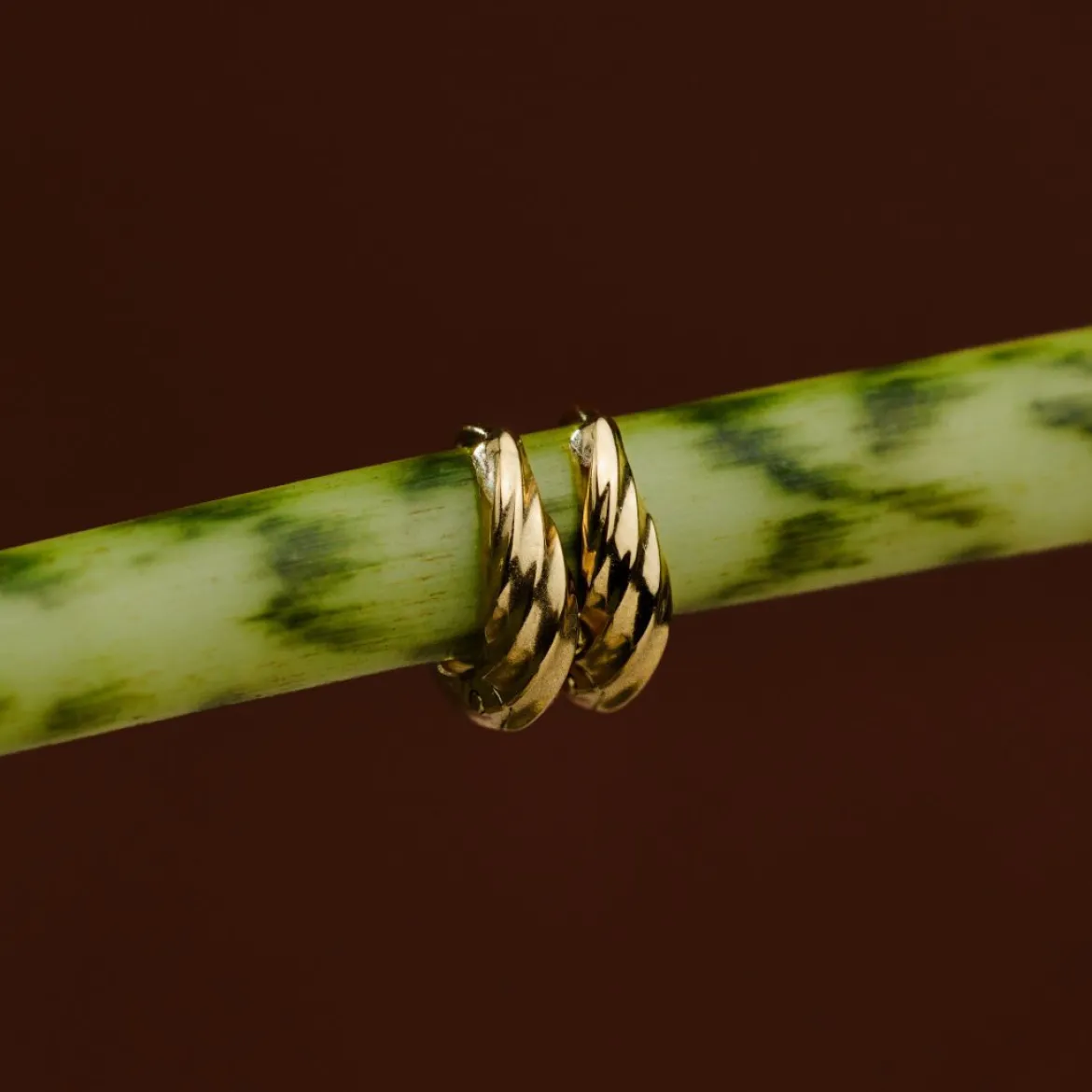 Mini Twist Hoops Gold