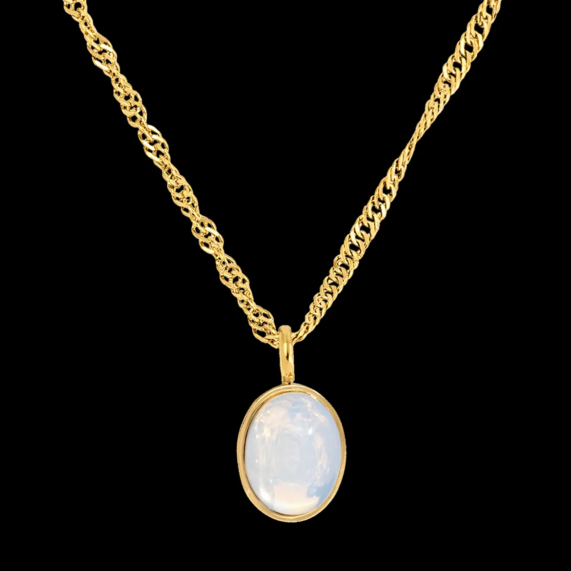 Oval Pendant Necklace Gold