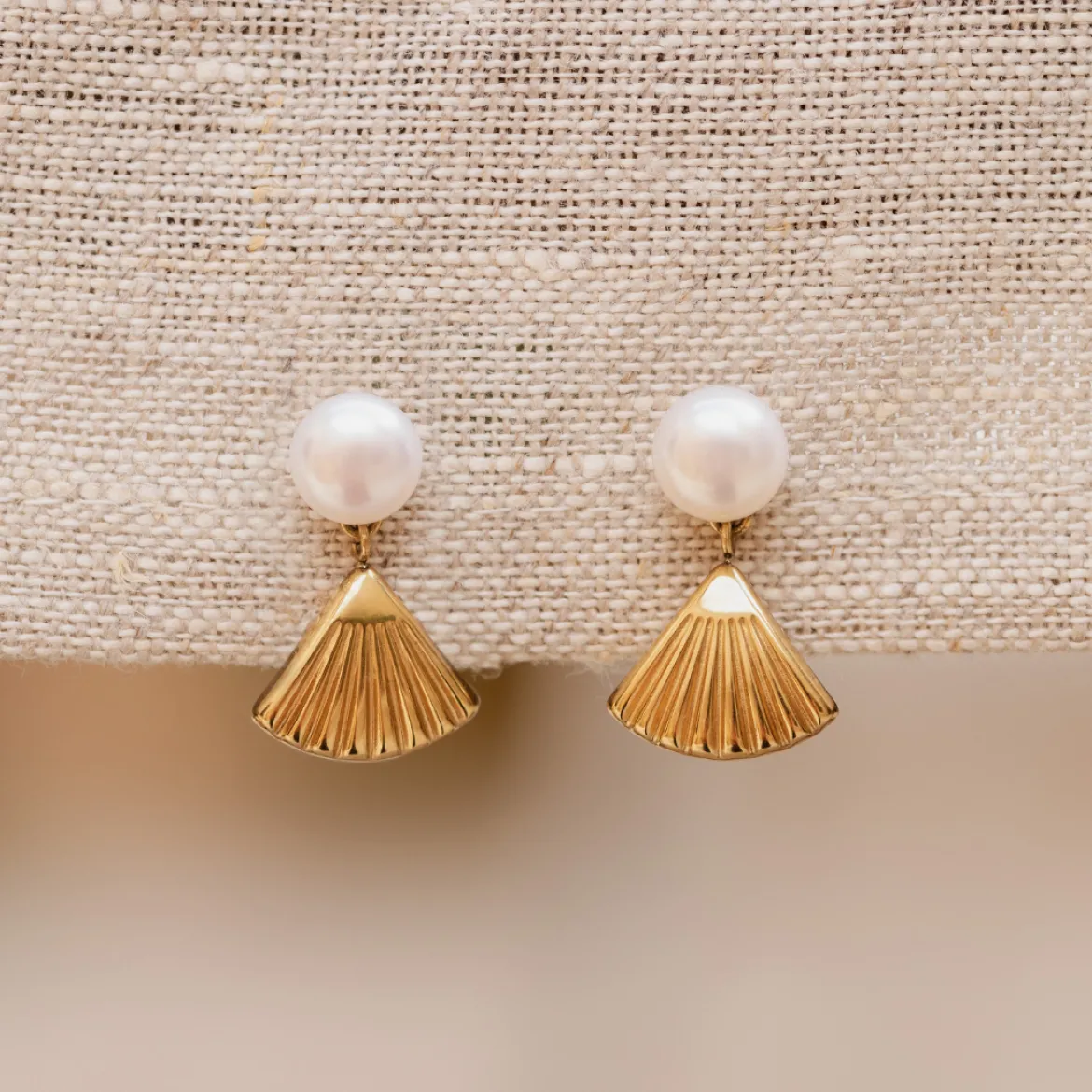 Pearl u0026 Fan Studs Silber