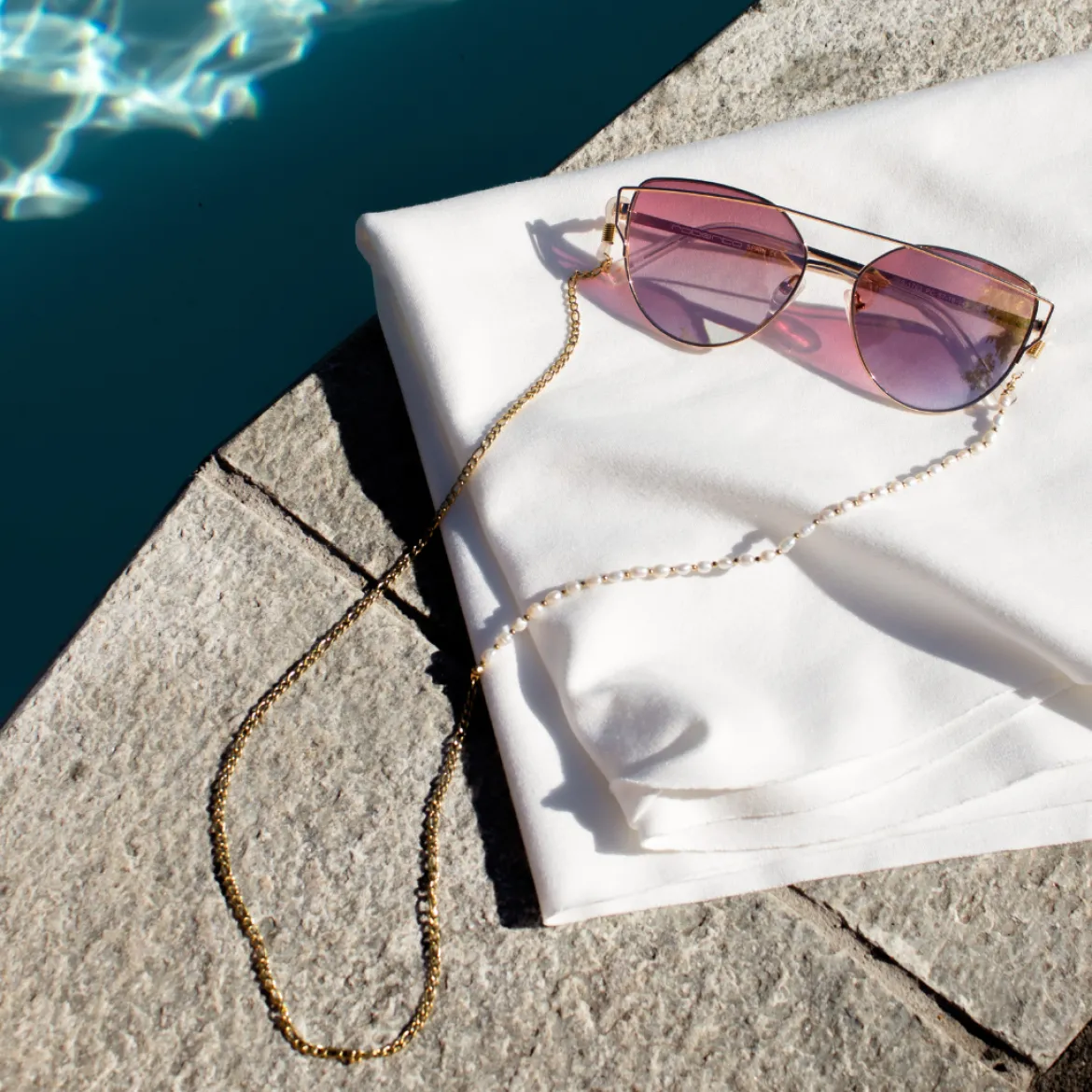 Pearly Sunglasses Chain Roségold