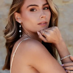 Pure Love Pearl Earrings Gold