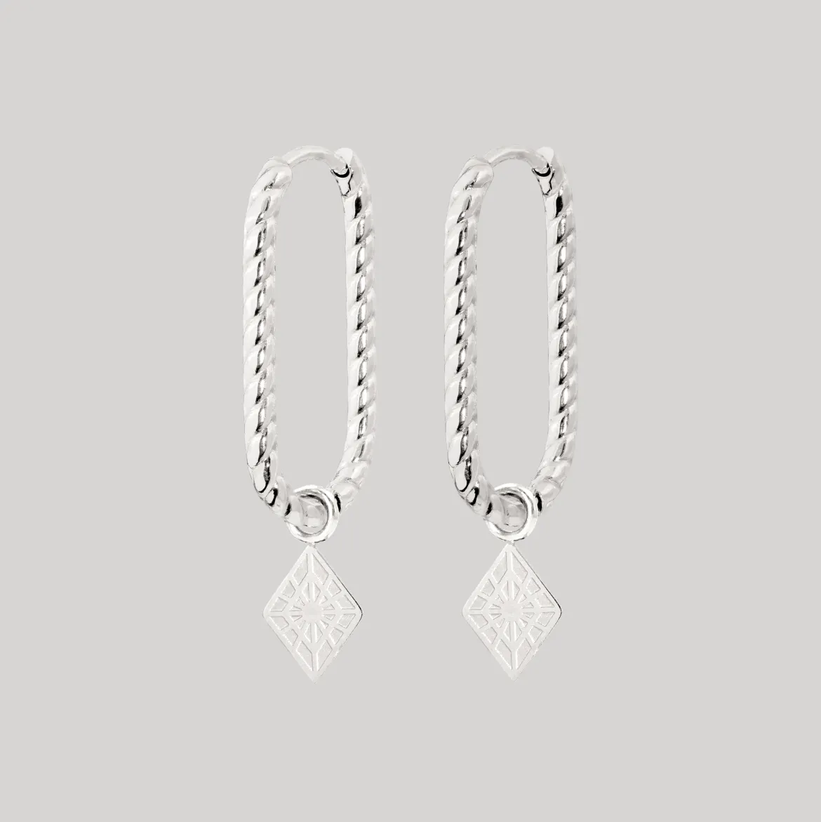 Rombo Oval Twisted Hoops Small Silber