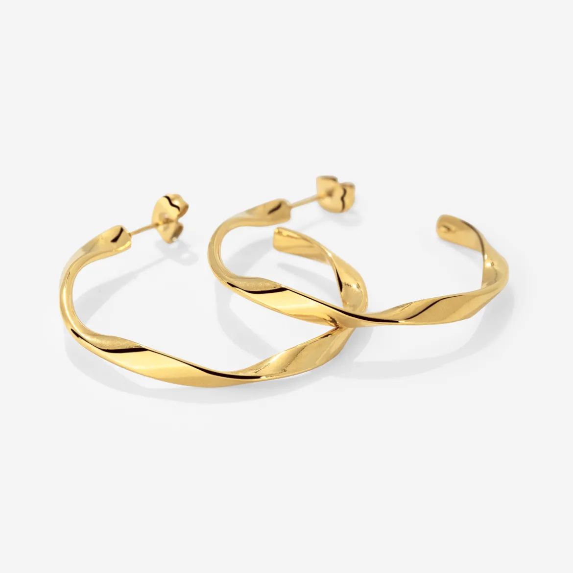 Sahira Hoop Studs Medium Gold