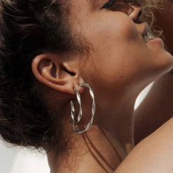 Sahira Hoop Studs Medium Silber