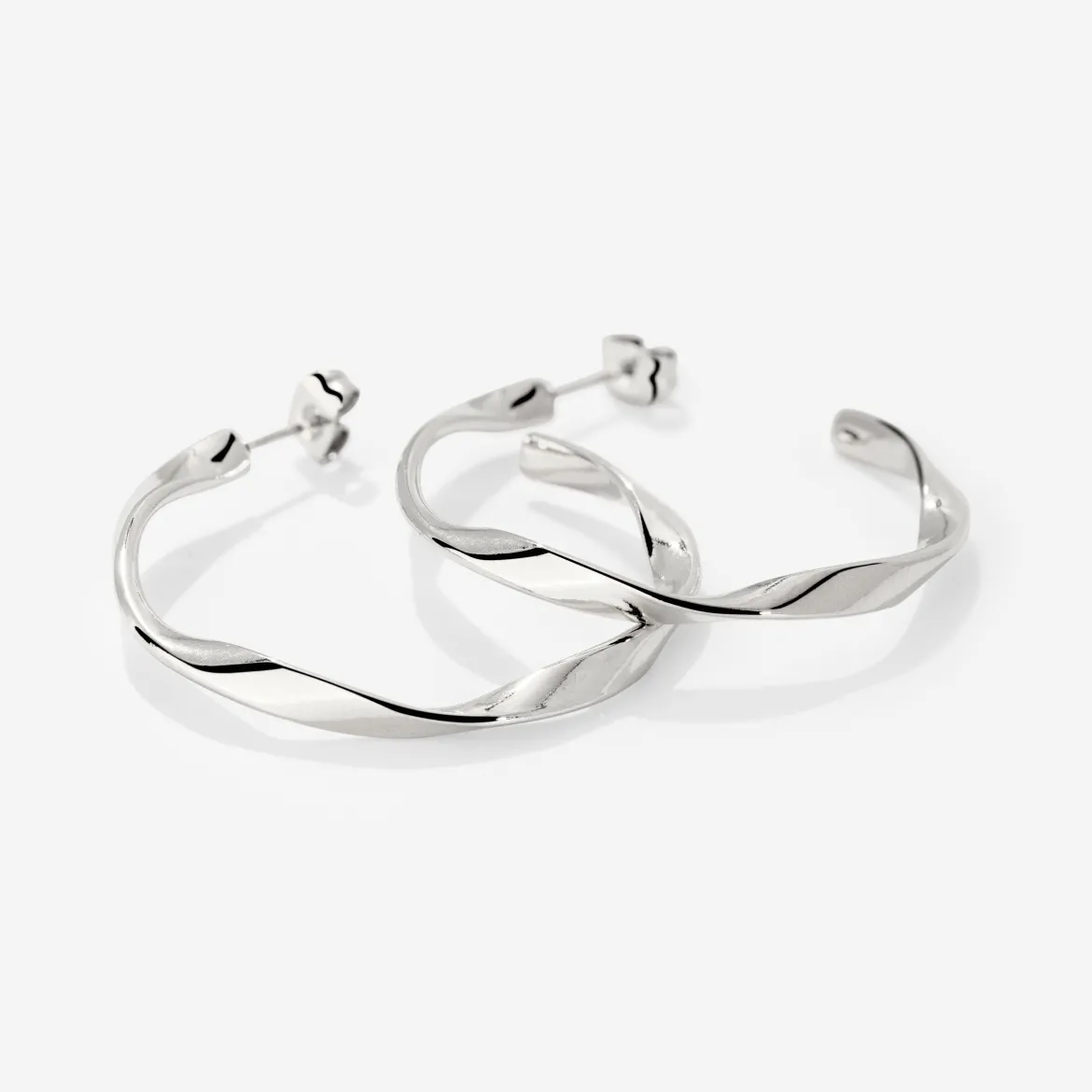 Sahira Hoop Studs Medium Silber