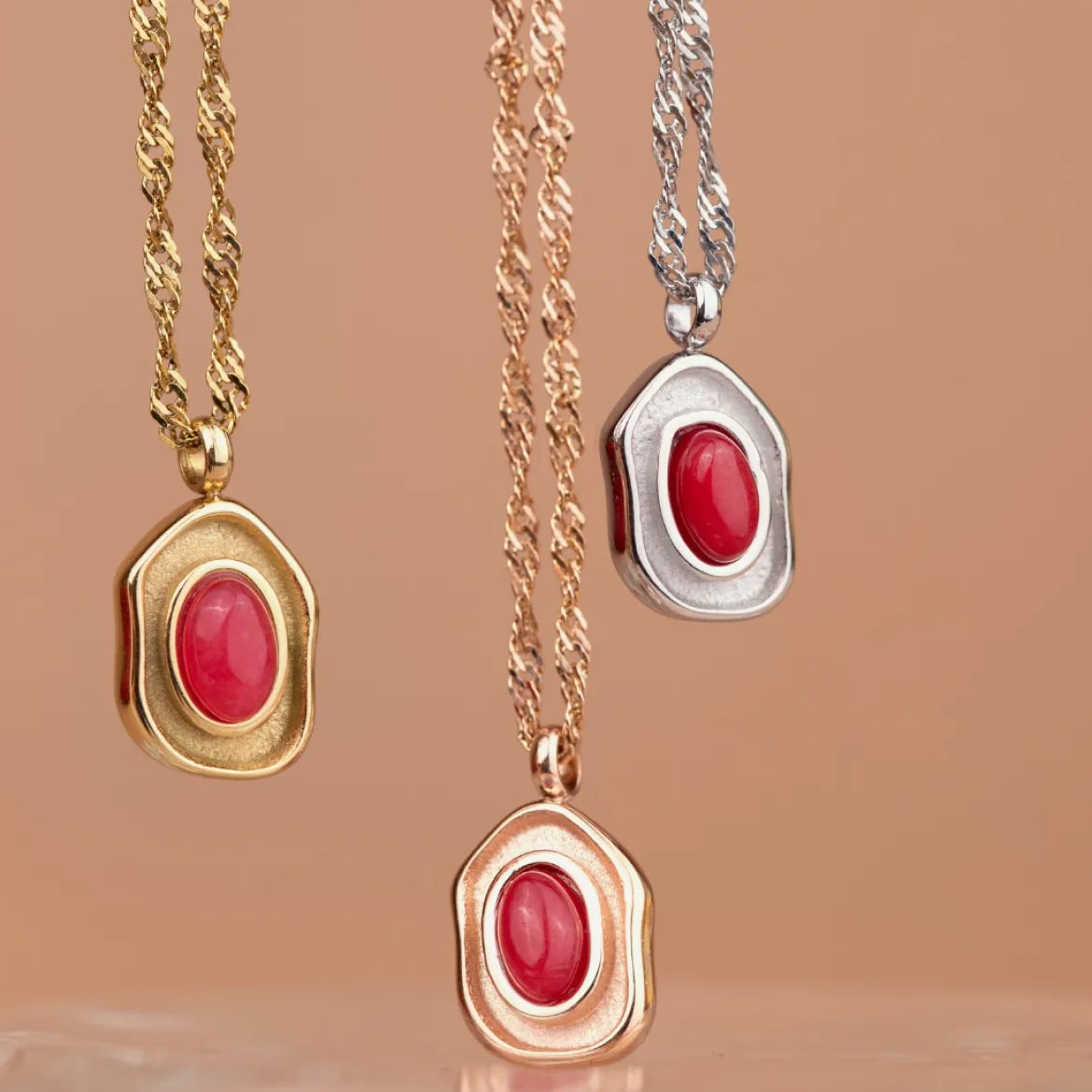 Scarlet Treasure Necklace Silber