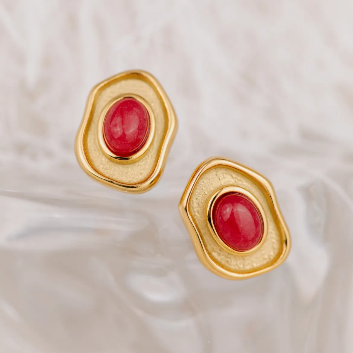 Scarlet Treasure Studs Roségold