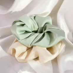 Shimmering Scrunchie Medium - Weitere Farben - Green