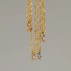 Sparkling Purple Petal Necklace Roségold