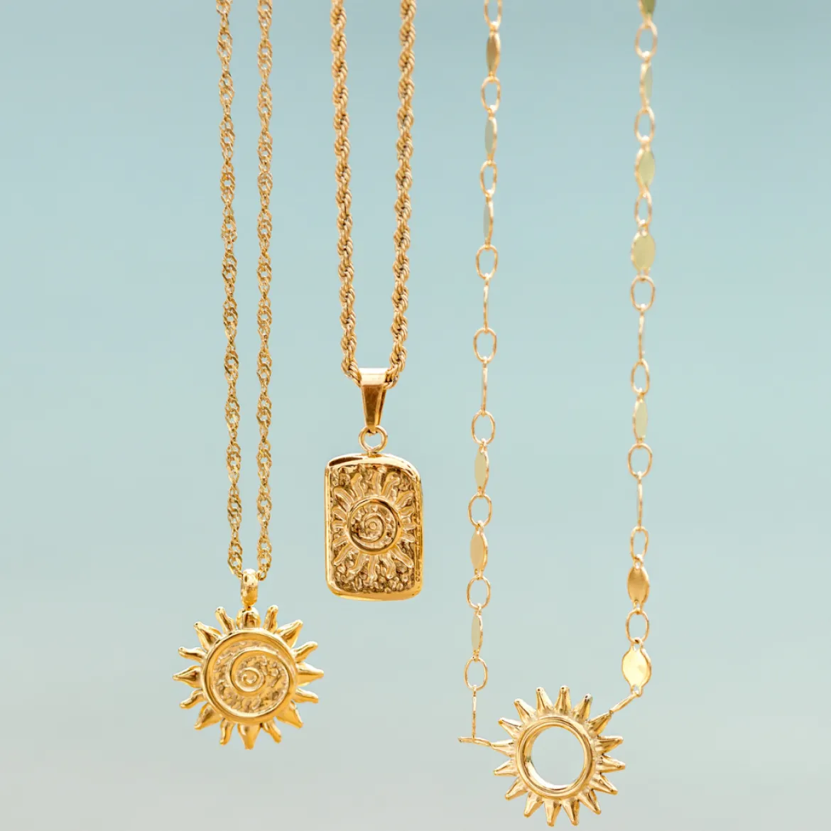 Sunny Side Up Necklace Gold