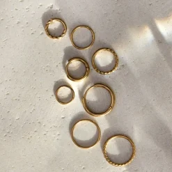 Twisted Click Piercing Ring Gold