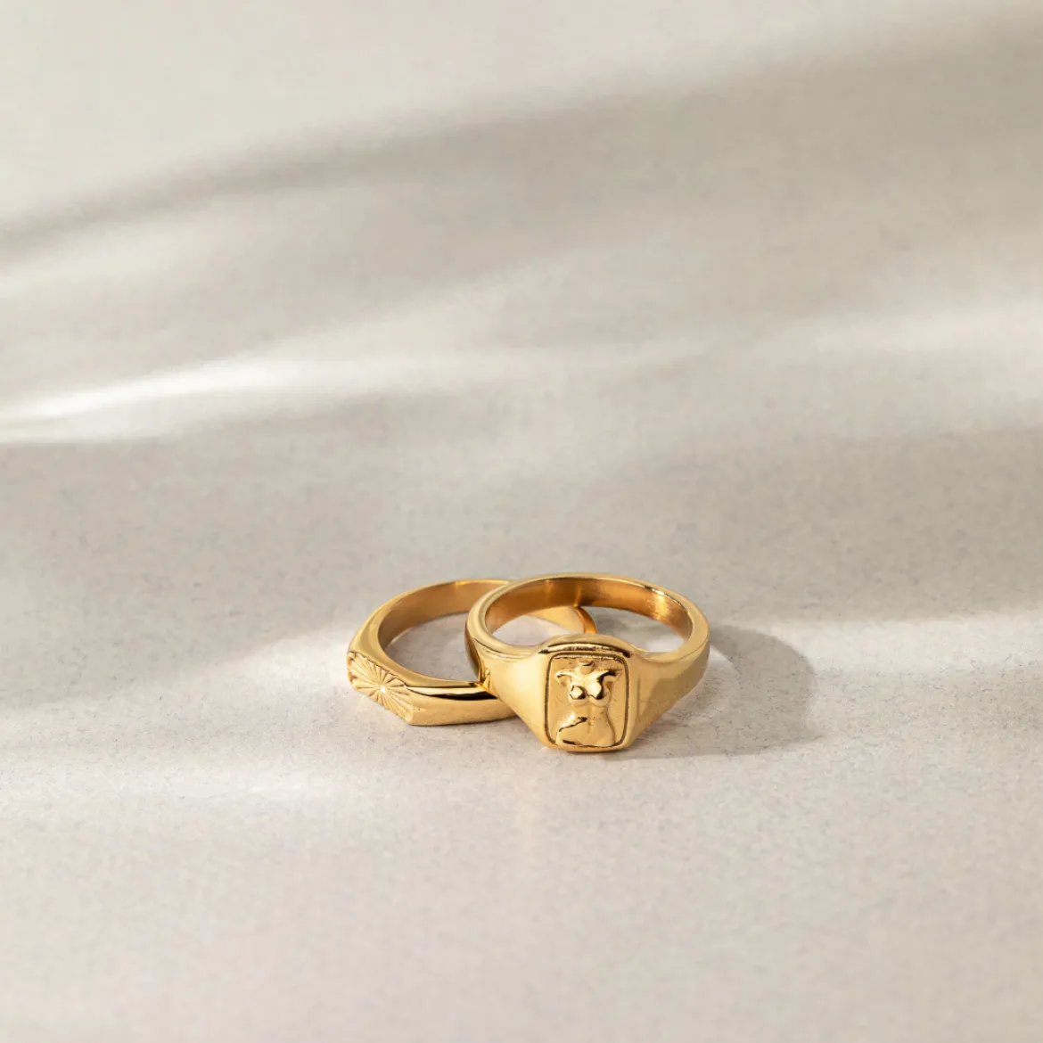 Venus Vitality Ring Gold