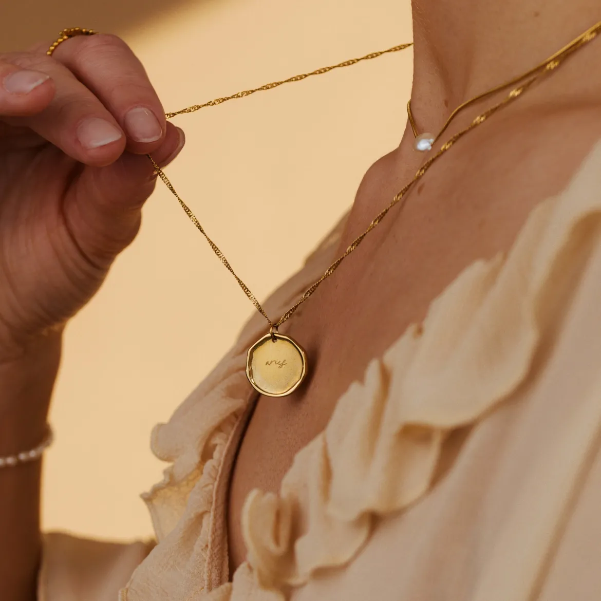 Zodiac Necklace – Aries / Widder Gold