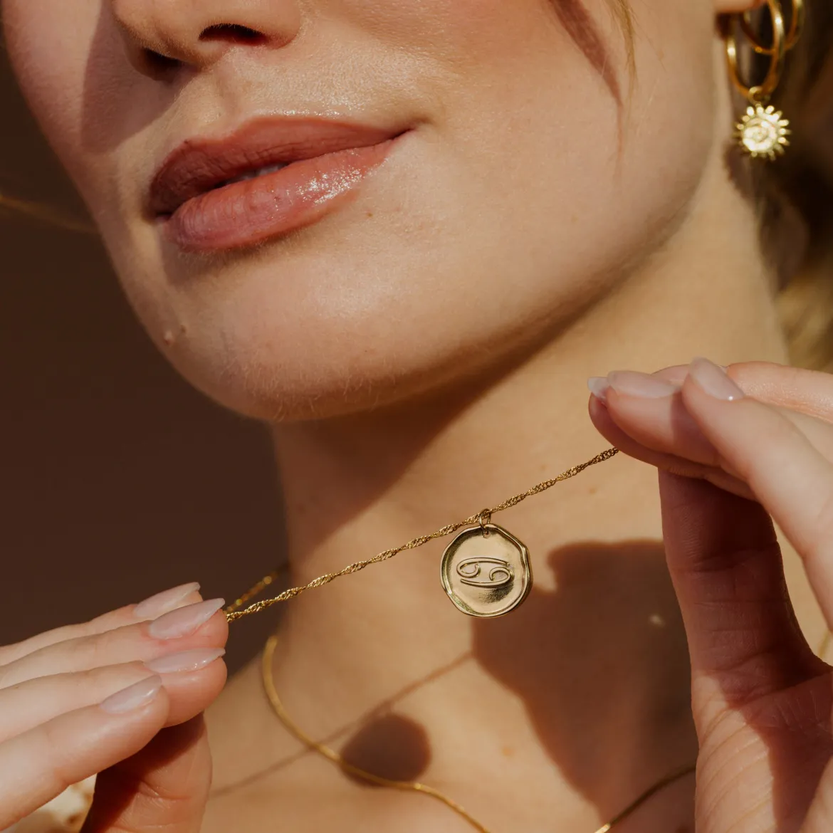 Zodiac Necklace – Cancer / Krebs Gold