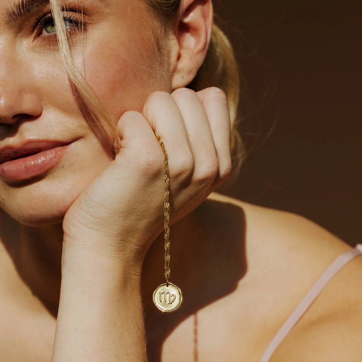 Zodiac Necklace – Virgo / Jungfrau Gold